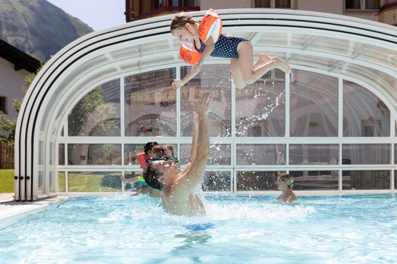 Familotel Kaiserhof - Families Only Berwang Luaran gambar