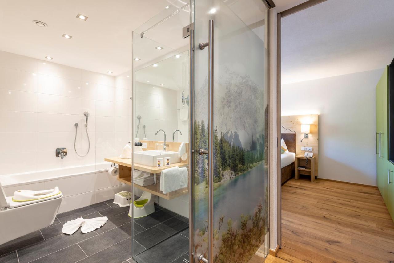 Familotel Kaiserhof - Families Only Berwang Luaran gambar