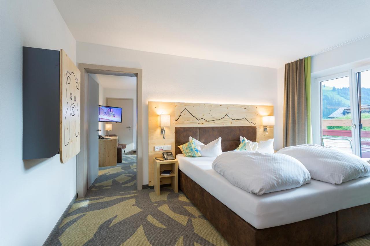 Familotel Kaiserhof - Families Only Berwang Luaran gambar