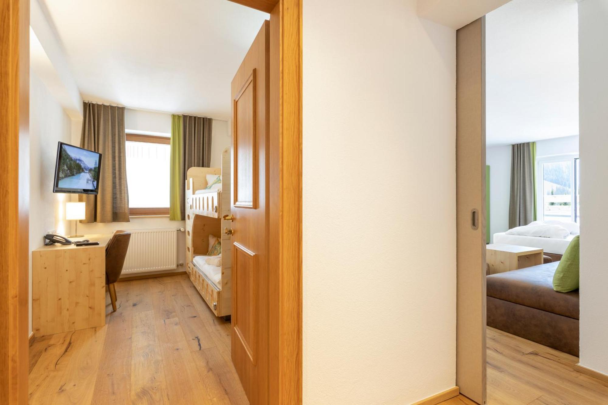 Familotel Kaiserhof - Families Only Berwang Luaran gambar